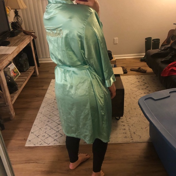 Bridesmaid Robe 💞 - Picture 3 of 3